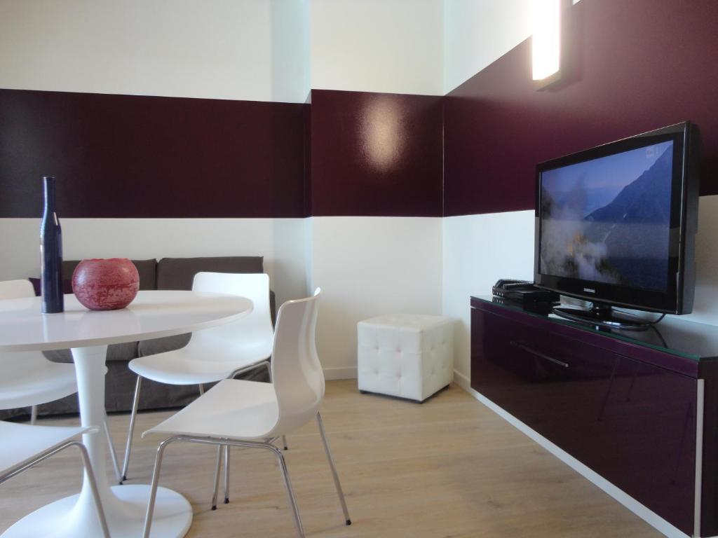 Bio Suites Pacinotti Бардолино Стая снимка
